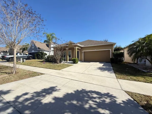 $2,365 | 620 Del Pilar Drive, Groveland, FL 34736
