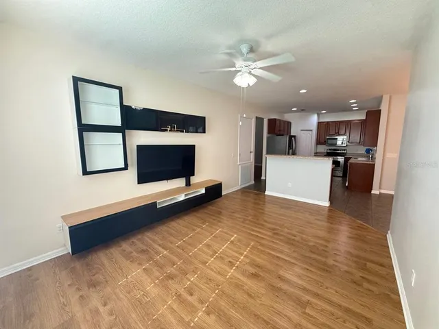 $2,365 | 620 Del Pilar Drive, Groveland, FL 34736