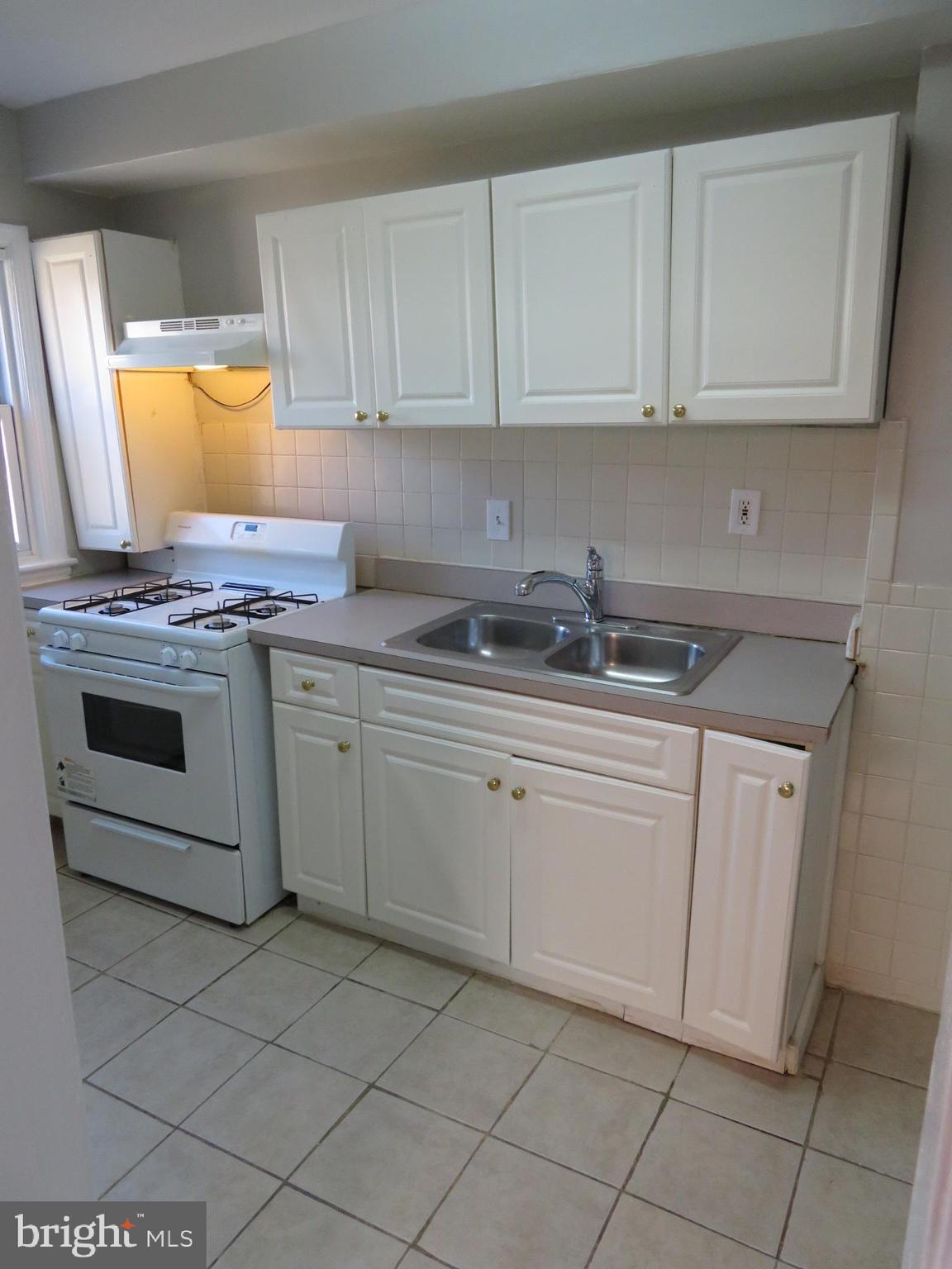 3438 23rd Street Southeast Washington, DC 20020 - Photo 10 of 29 Kitchen