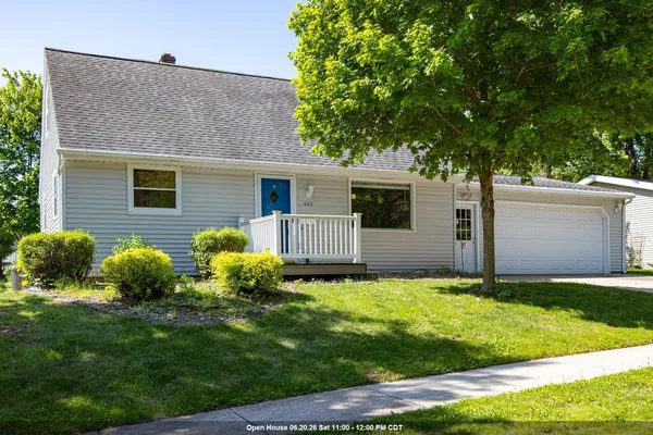 $325,000 | 445 Glenview Avenue, Combined Locks, WI 54113