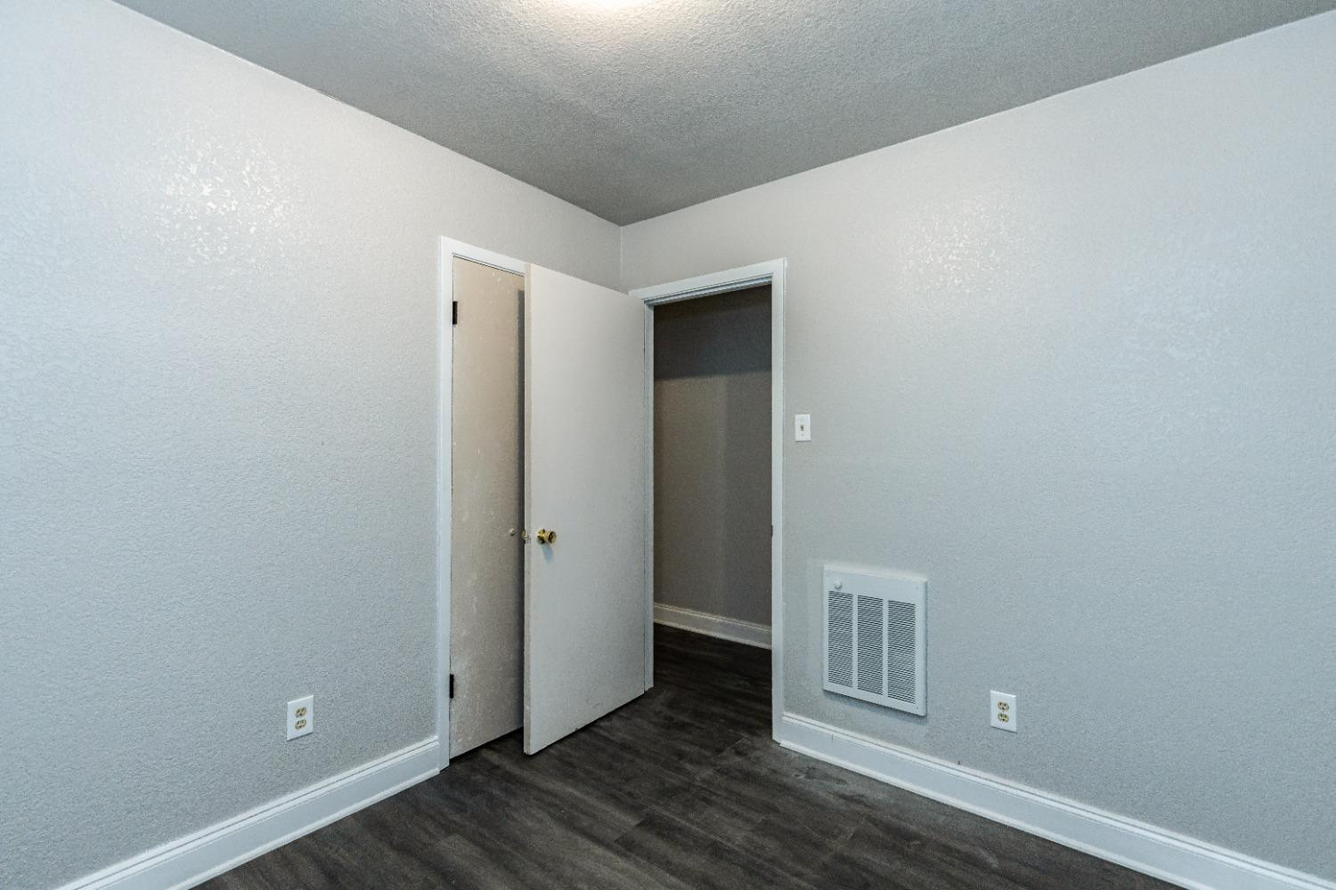 4702 37th Street Lubbock, TX 79414 - Photo 17 of 26 Photo 13