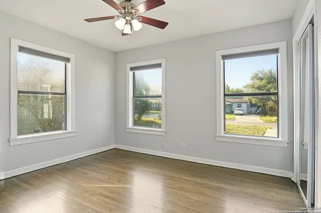 $2,000 | 2375 West Mulberry Avenue, San Antonio, TX 78201