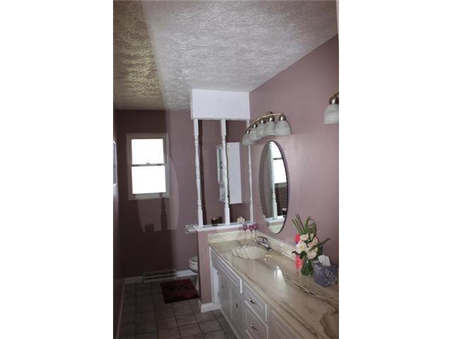 4288 West Fairview Road Greenwood, IN 46142 - Photo 15 of 17 Gallery Image 15