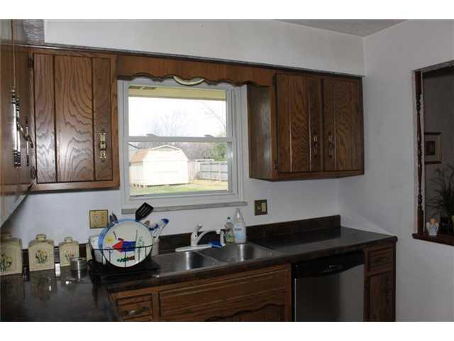 4288 West Fairview Road Greenwood, IN 46142 - Photo 4 of 17 Gallery Image 4