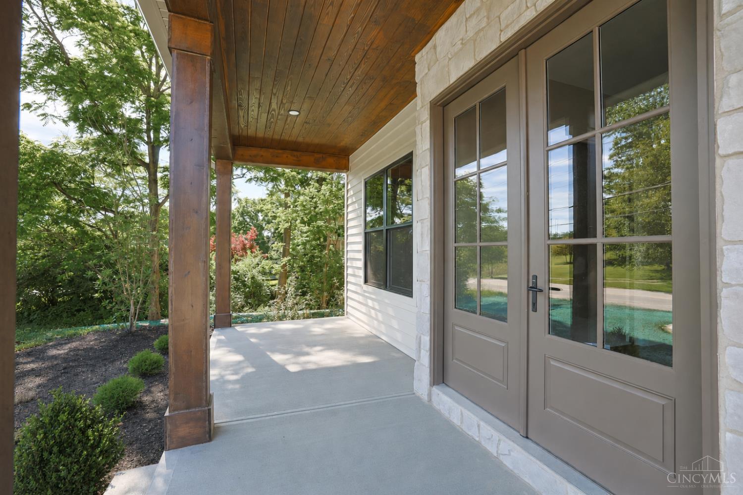 7401 Cornell Road Montgomery, OH 45242 - Photo 4 of 72