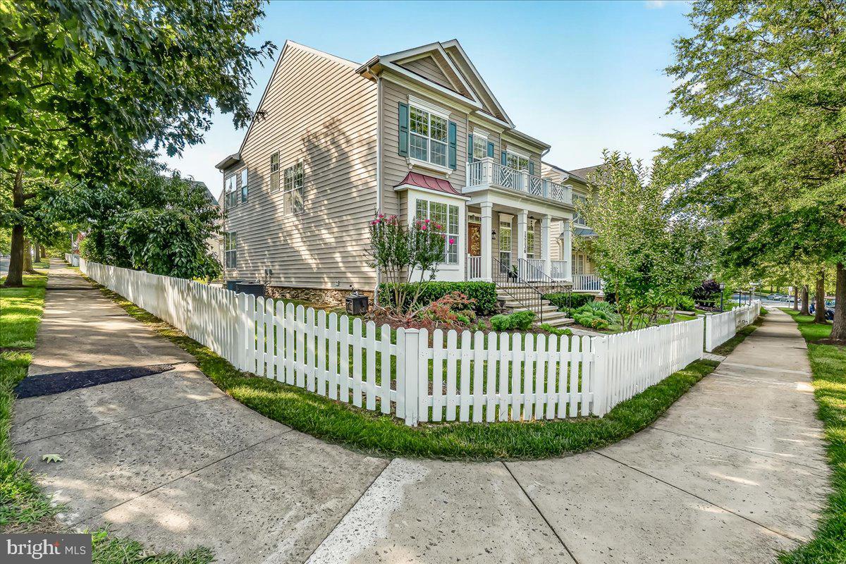 12136 Cypress Spring Road Clarksburg, MD 20871 - Photo 3 of 67 Gallery Image 3