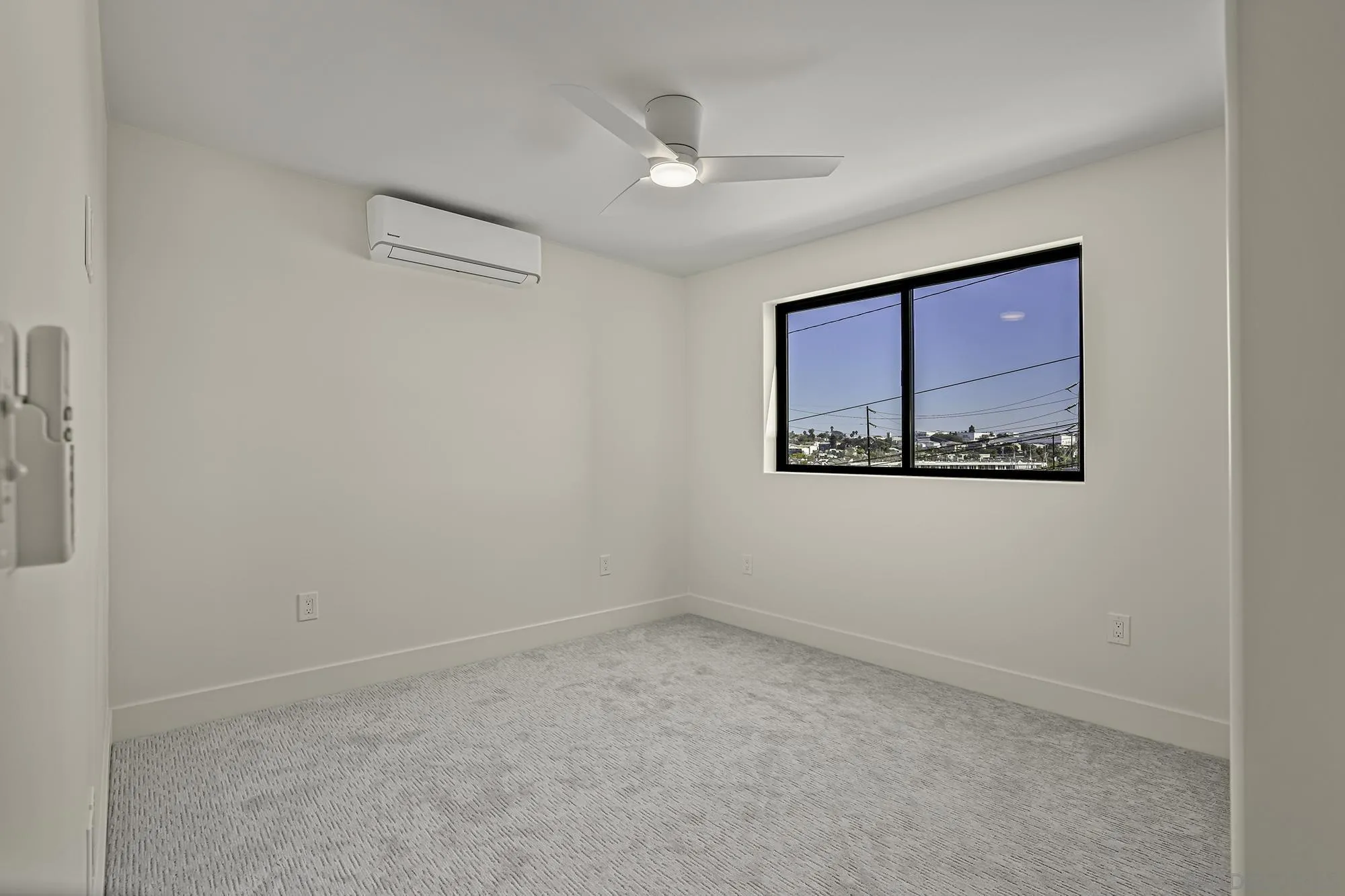 2124 San Clemente Street San Diego, CA 92107 - Photo 15 of 22 a view of an empty room with a window