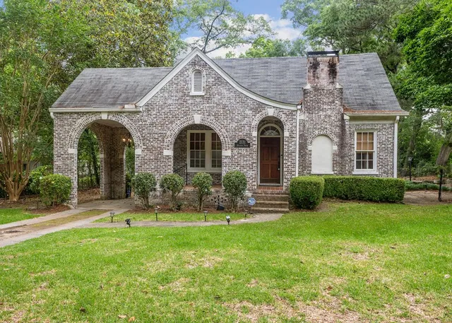 $2,300 | 2131 Hillside Drive, Columbus, GA 31906