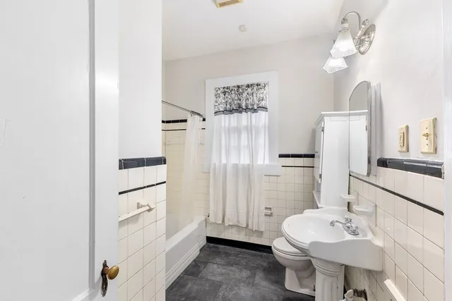 $2,300 | 2131 Hillside Drive, Columbus, GA 31906