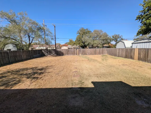 $1,250 | 4314 32nd Street, Lubbock, TX 79410