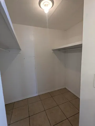 a view of utility room