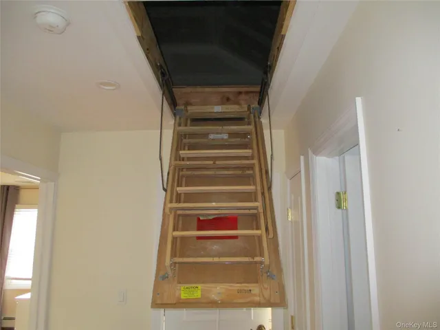 $2,900 | 15 Alice Court, East Rockaway, NY 11518