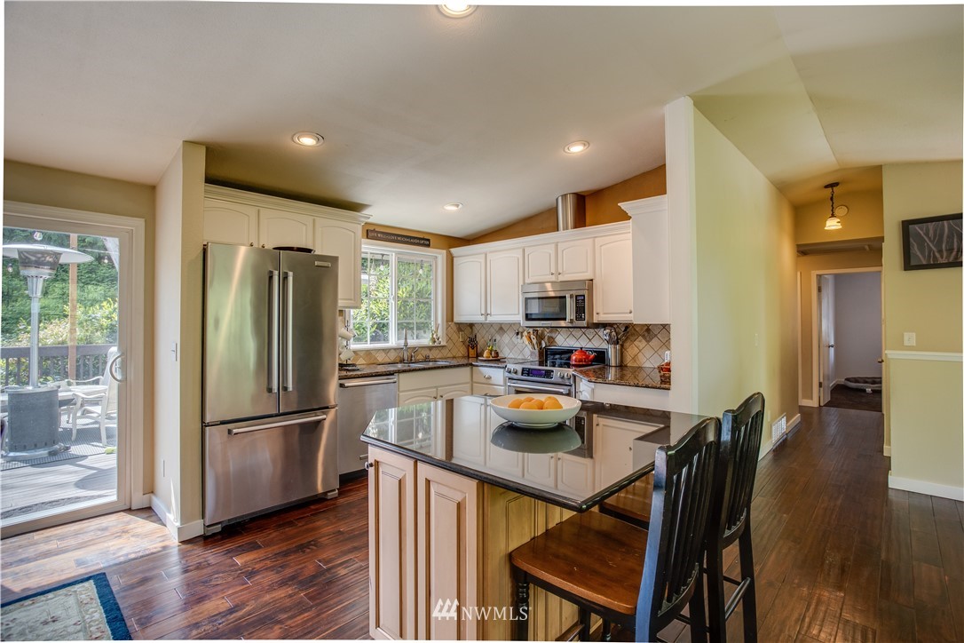 9624 125th Place Southeast Renton, WA 98056 - Photo 13 of 34 Gallery Image 13