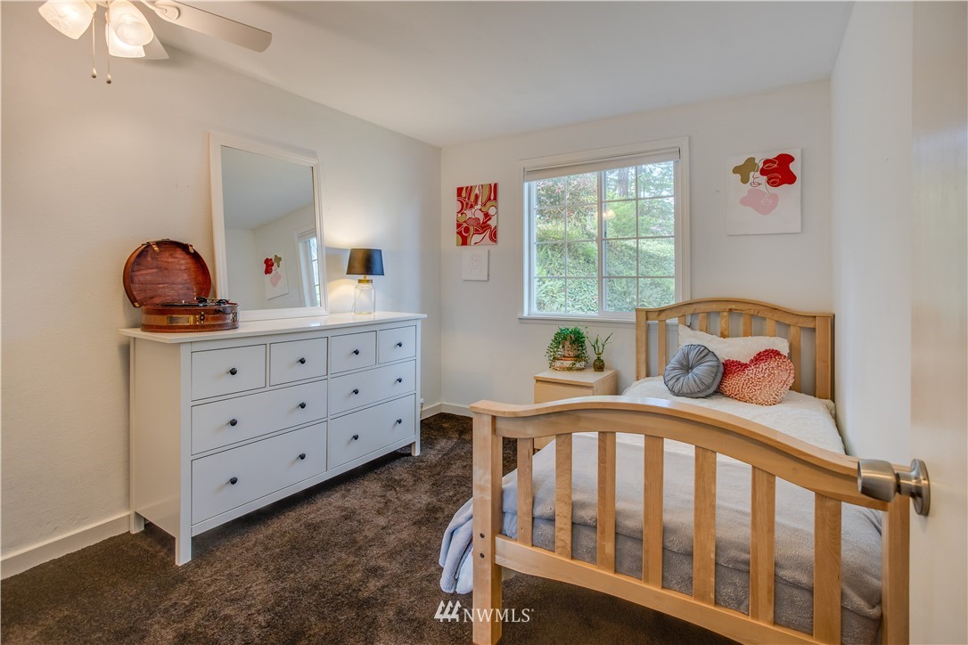 9624 125th Place Southeast Renton, WA 98056 - Photo 21 of 34 Gallery Image 21