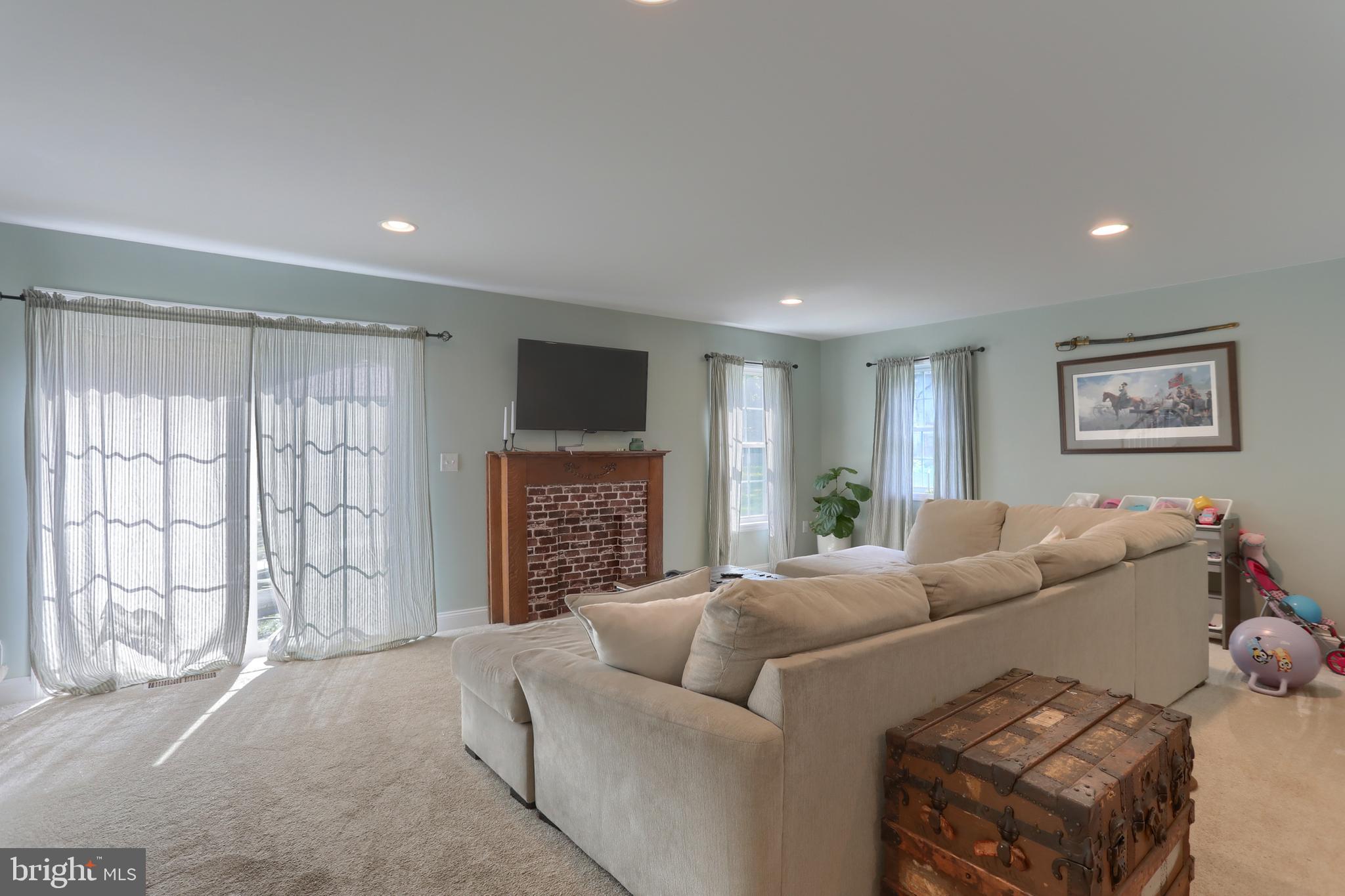 1836 Felker Road Middletown, PA 17057 - Photo 16 of 38 Gallery Image 16