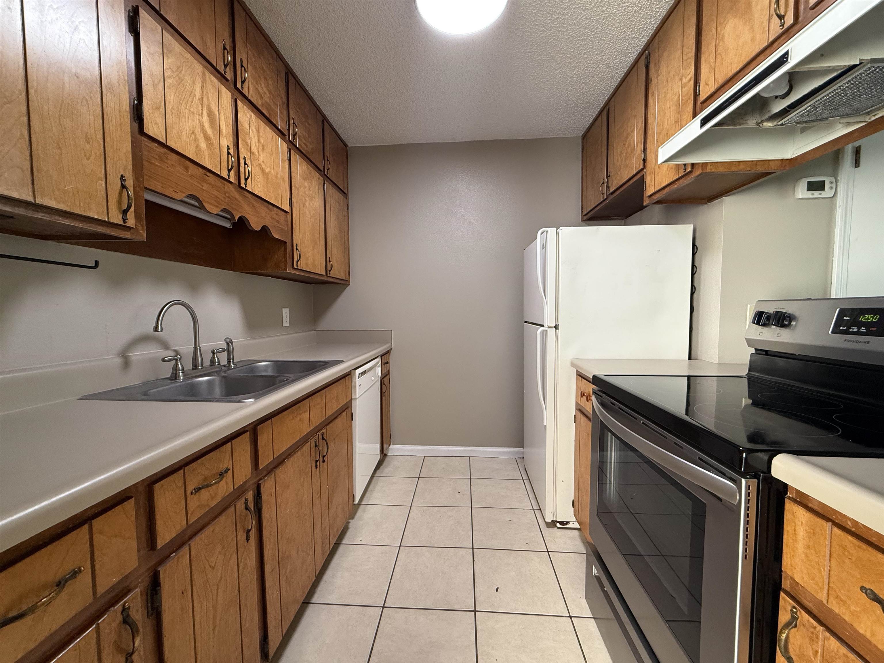 1556 Keily Run, Unit 1556 Tallahassee, FL 32301 - Photo 3 of 9