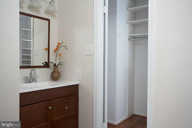 124 Snowy Owl Drive Silver Spring, MD 20901 - Photo 21 of 30 Bath