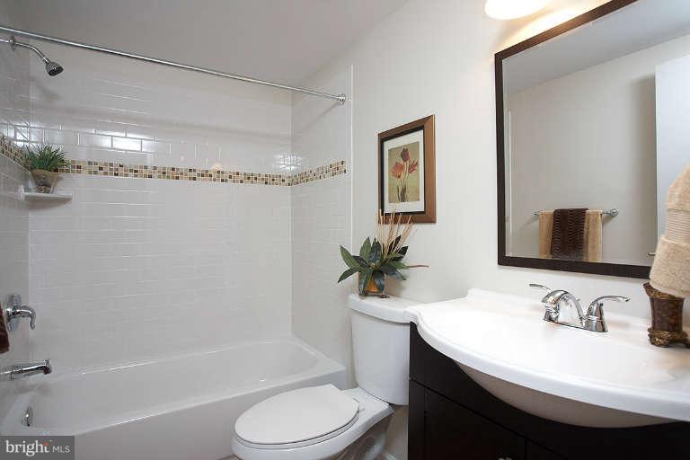 124 Snowy Owl Drive Silver Spring, MD 20901 - Photo 24 of 30 Bath