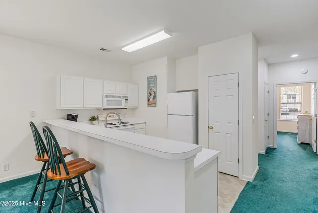 $244,500 | 882 Great Egret Circle Southwest, Unit B, Sunset Beach, NC 28468