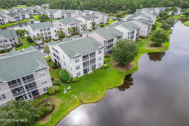$244,500 | 882 Great Egret Circle Southwest, Unit B, Sunset Beach, NC 28468