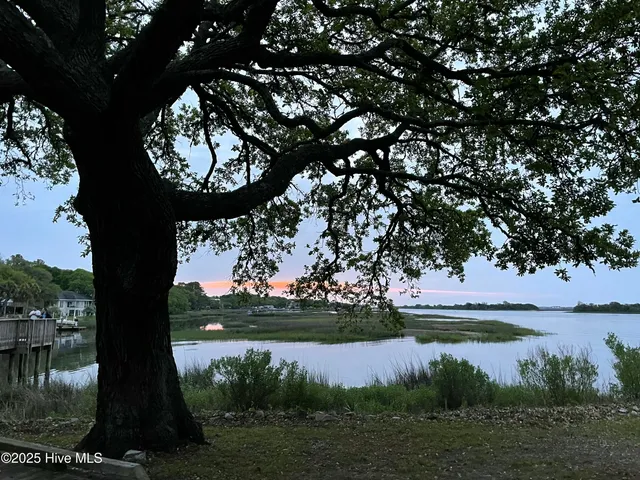 $244,500 | 882 Great Egret Circle Southwest, Unit B, Sunset Beach, NC 28468