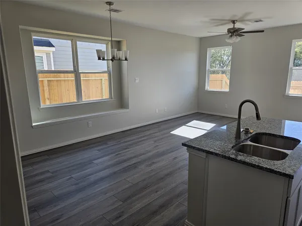 $2,600 | 27843 Western Crk Court, Katy, TX 77494