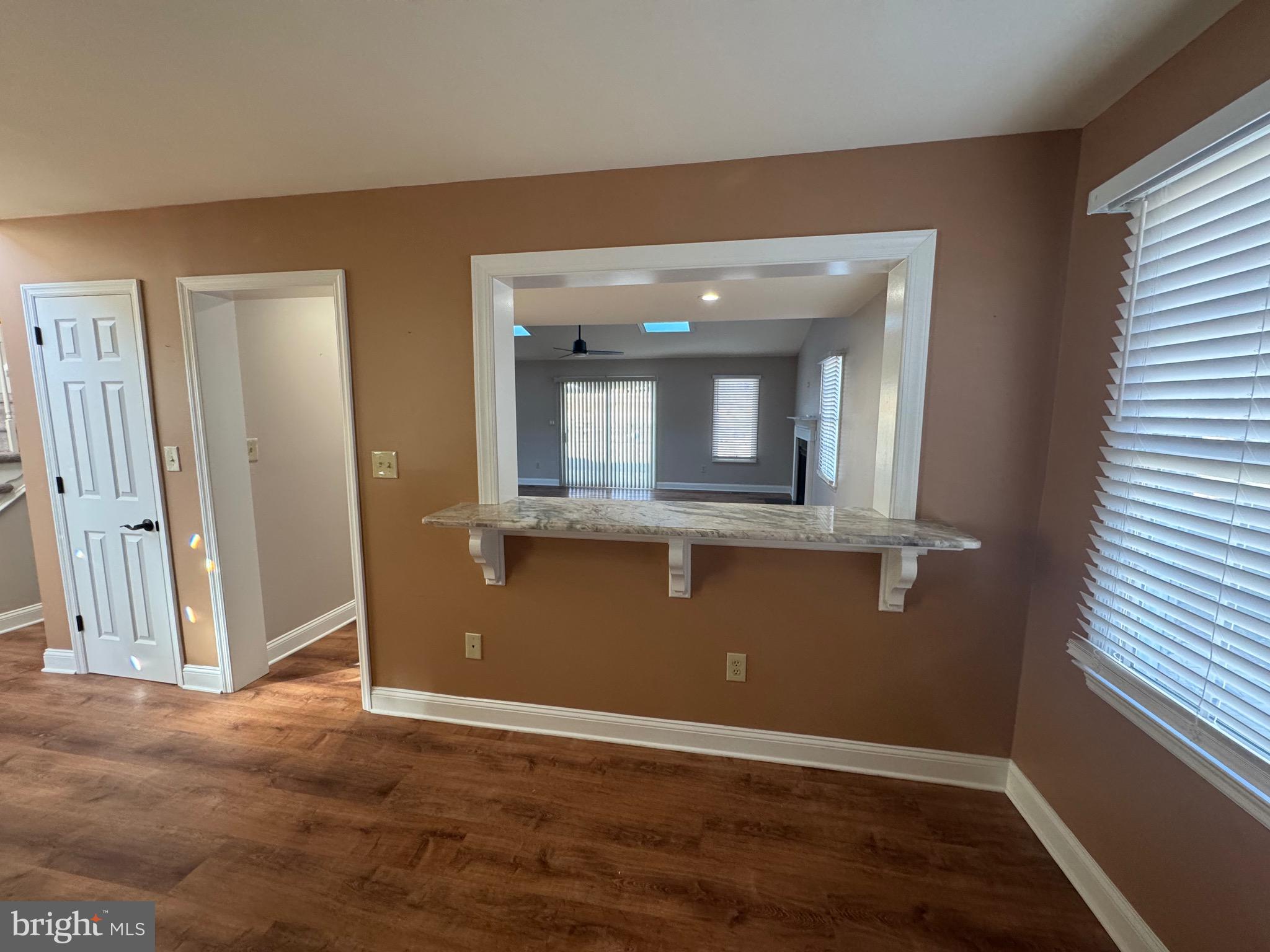 24 Scotch Pine Road Newark, DE 19711 - Photo 3 of 27 Kitchen Breakfast Nook
