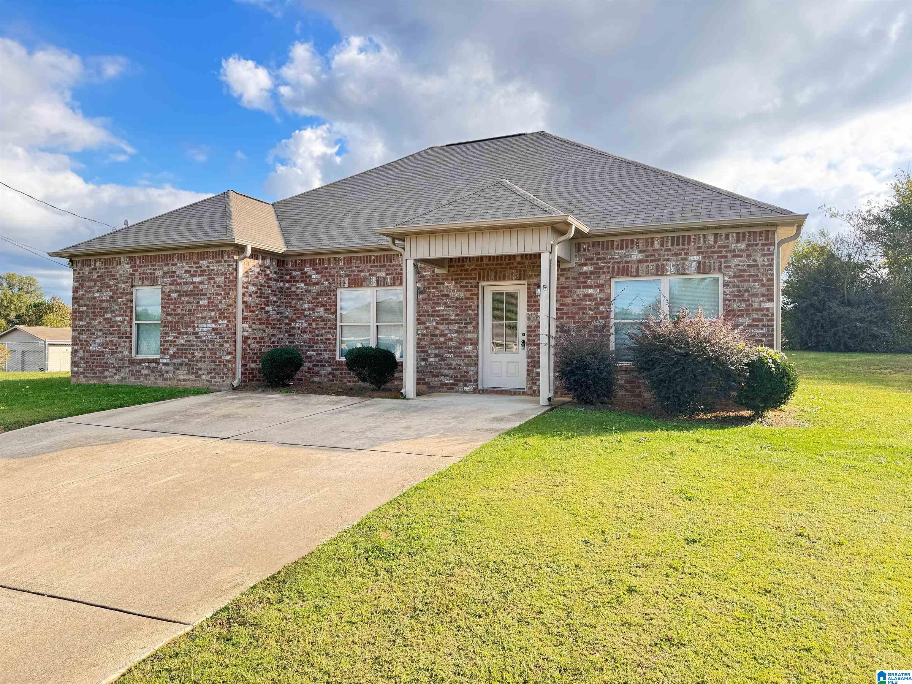 1033 9th Street Pleasant Grove, AL 35127 - Photo 1 of 19