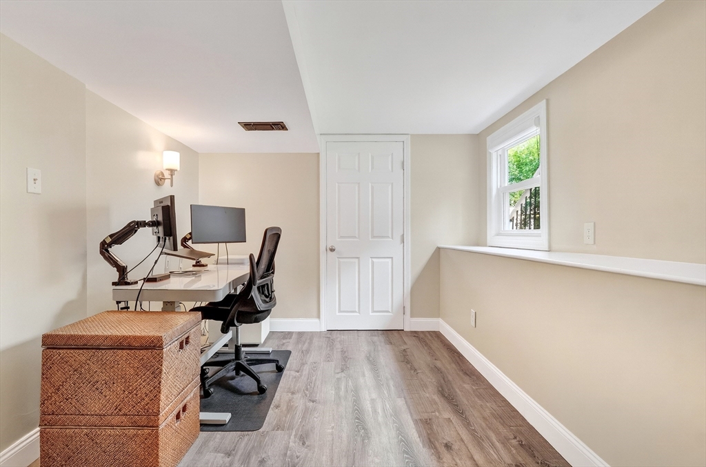 104 Hartwell Road Bedford, MA 01730 - Photo 26 of 34