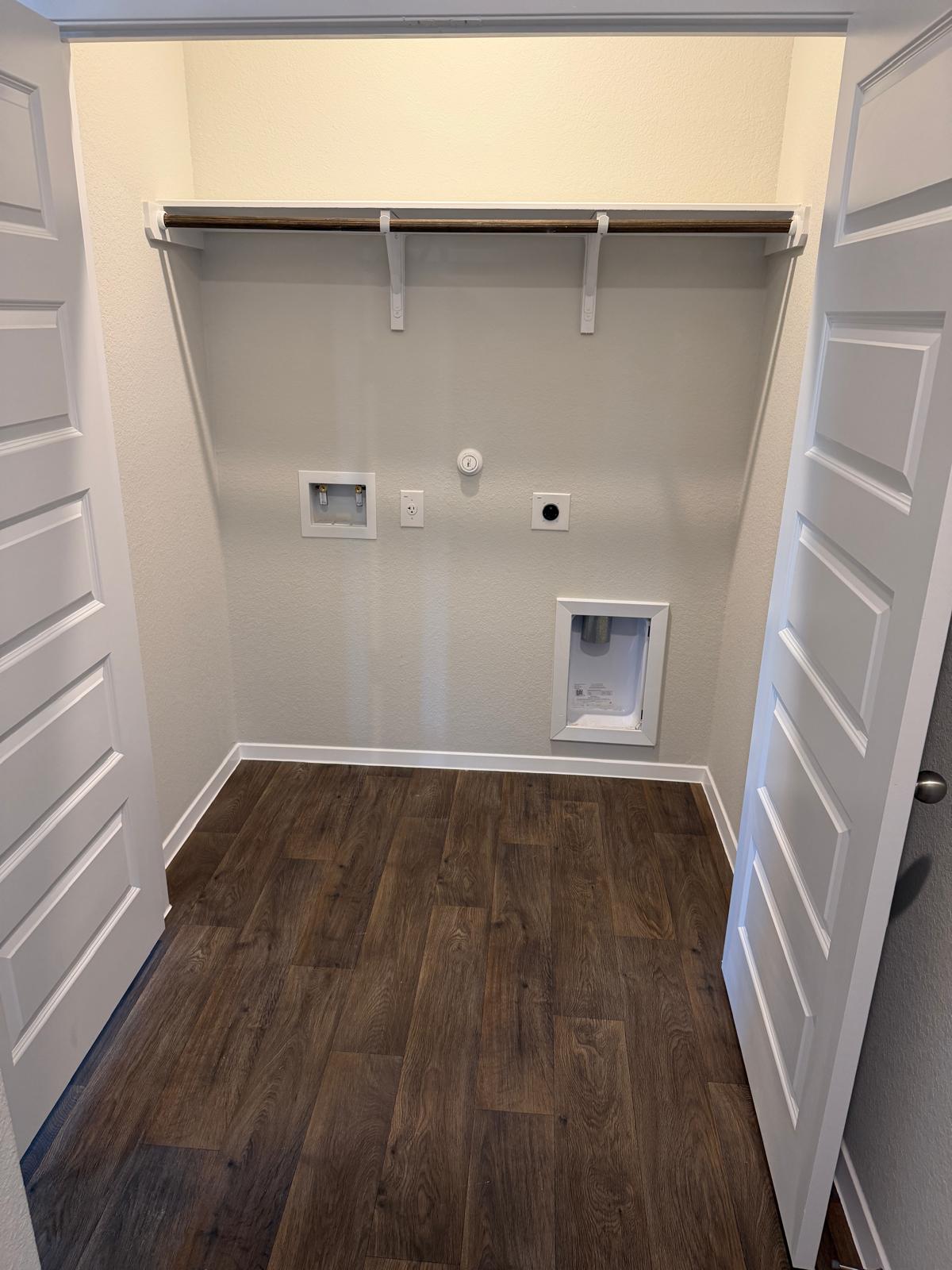 2708 Towy Road Pflugerville, TX 78660 - Photo 16 of 34 a view of a small space