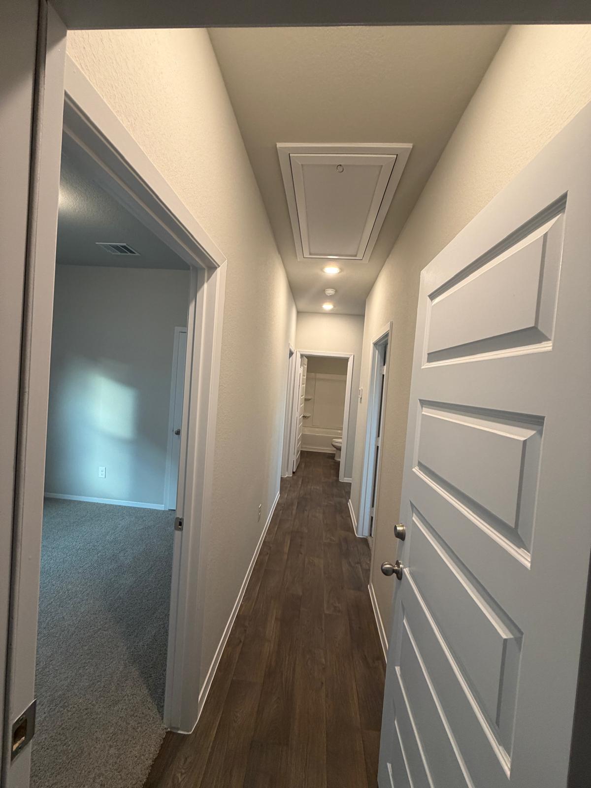 2708 Towy Road Pflugerville, TX 78660 - Photo 24 of 34 a view of a hallway