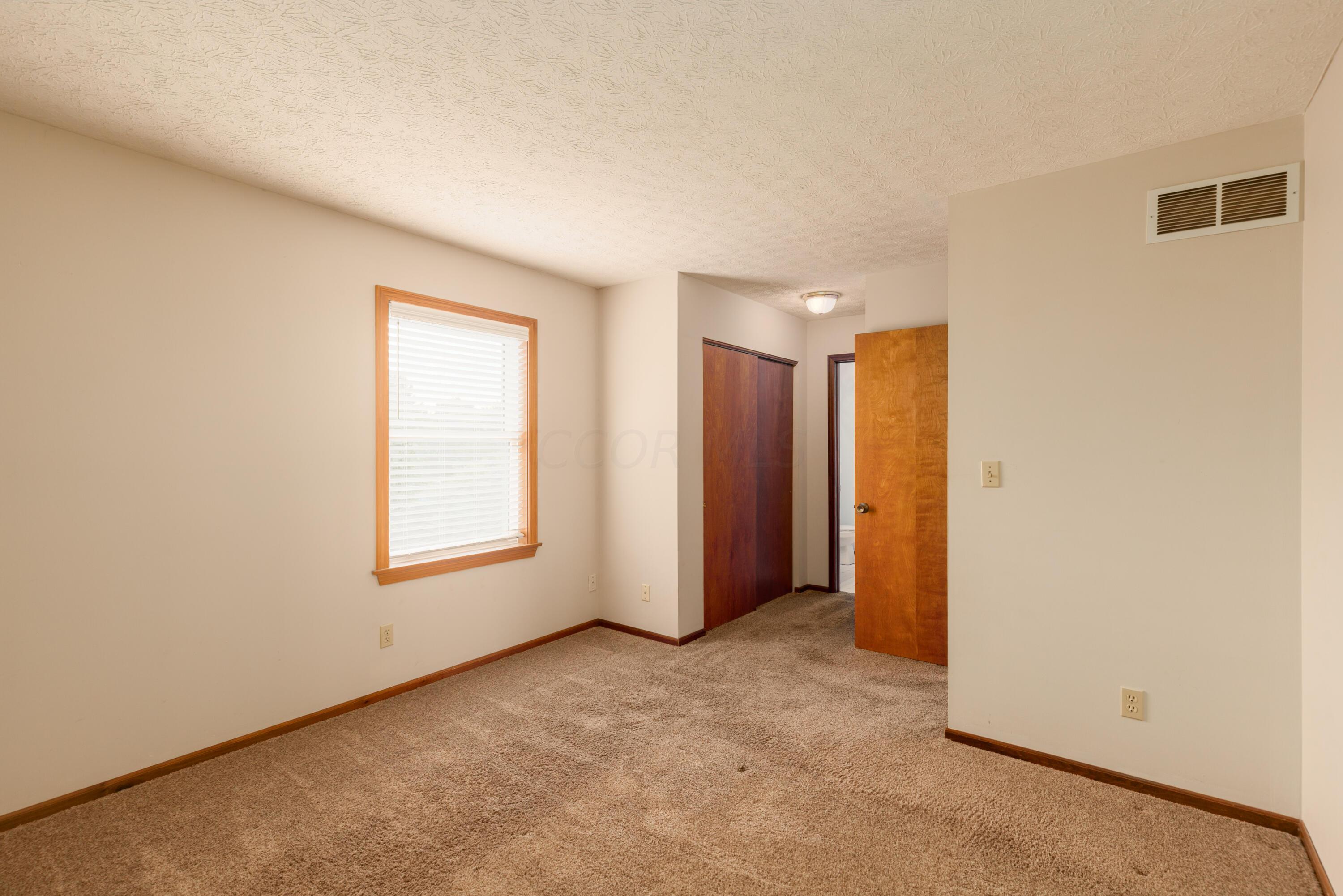 211 West Old Powell Road Powell, OH 43065 - Photo 24 of 72 Welcome Home! 211 W. Old Powell Rd., Powell, OH 43065