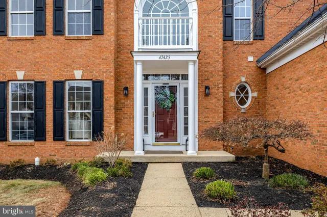 $1,199,000 | 47425 River Crest Street, Sterling, VA 20165