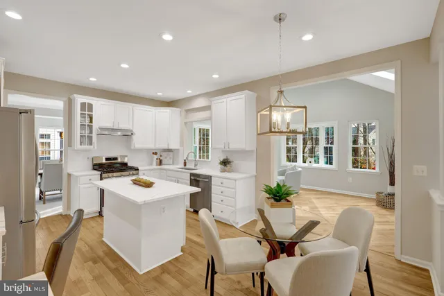 $1,199,000 | 47425 River Crest Street, Sterling, VA 20165