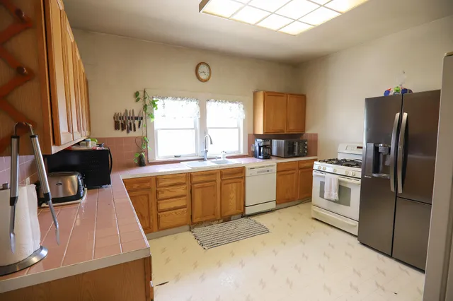 $350,000 | 610 East Lane, Dayton, WY 82836