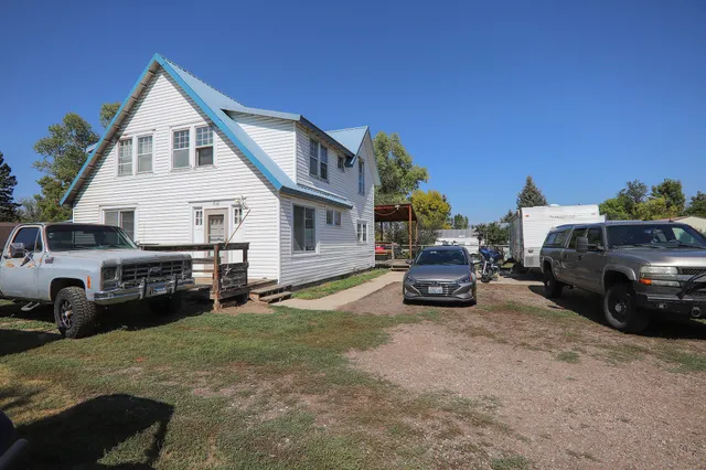 $350,000 | 610 East Lane, Dayton, WY 82836