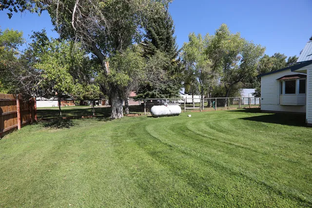 $350,000 | 610 East Lane, Dayton, WY 82836