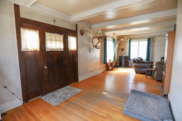 $350,000 | 610 East Lane, Dayton, WY 82836