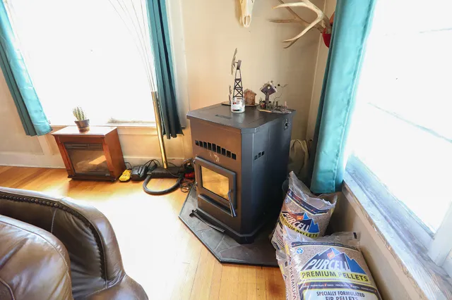 $350,000 | 610 East Lane, Dayton, WY 82836