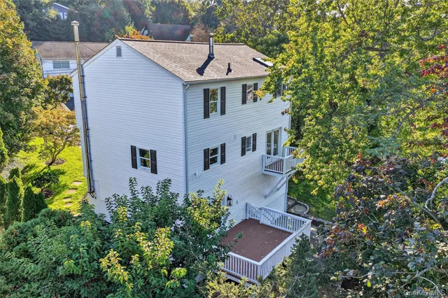 front view of house with a yard