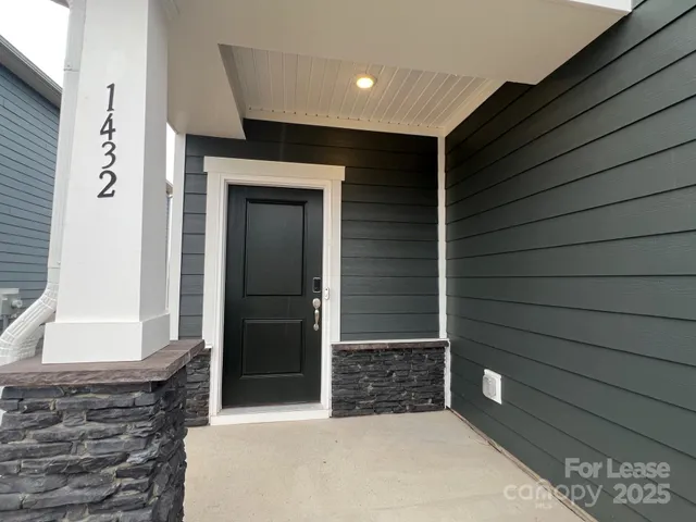 $1,975 | 1432 Wildflower Street, Newton, NC 28658