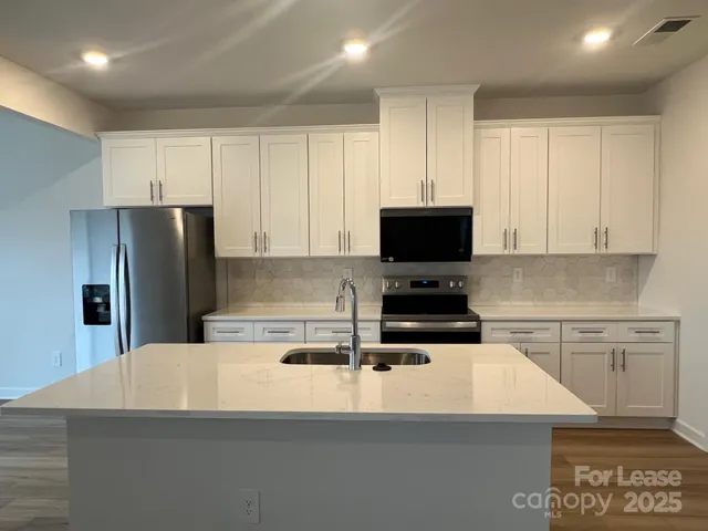 $1,975 | 1432 Wildflower Street, Newton, NC 28658