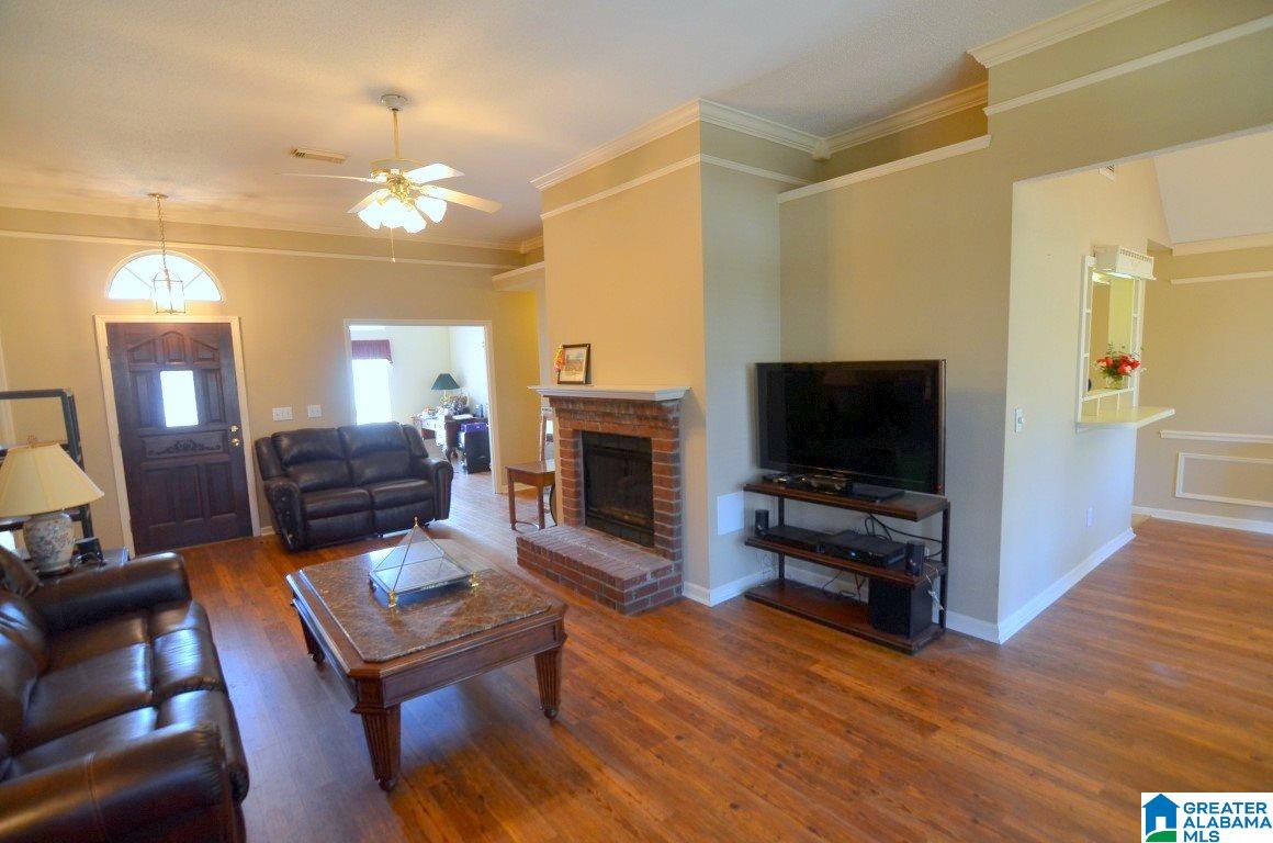 138 Braxton Way Pelham, AL 35124 - Photo 9 of 43