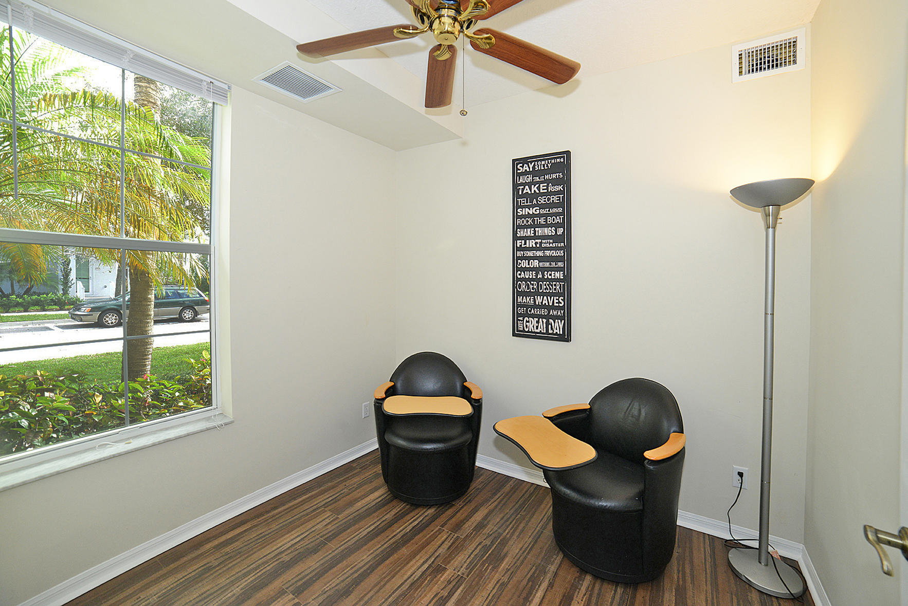 4286 West Main Street Jupiter, FL 33458 - Photo 4 of 30 Live Room Room 2