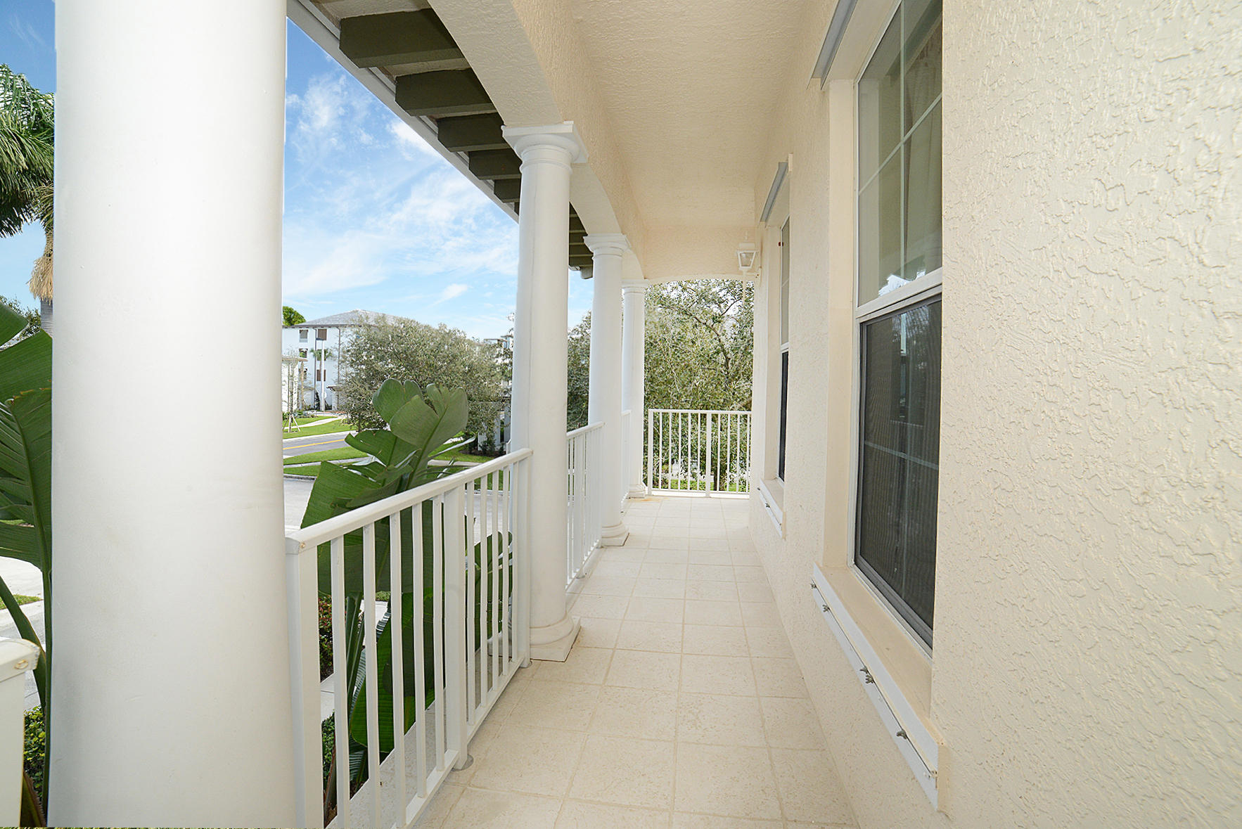 4286 West Main Street Jupiter, FL 33458 - Photo 7 of 30 Wrap around Balcony