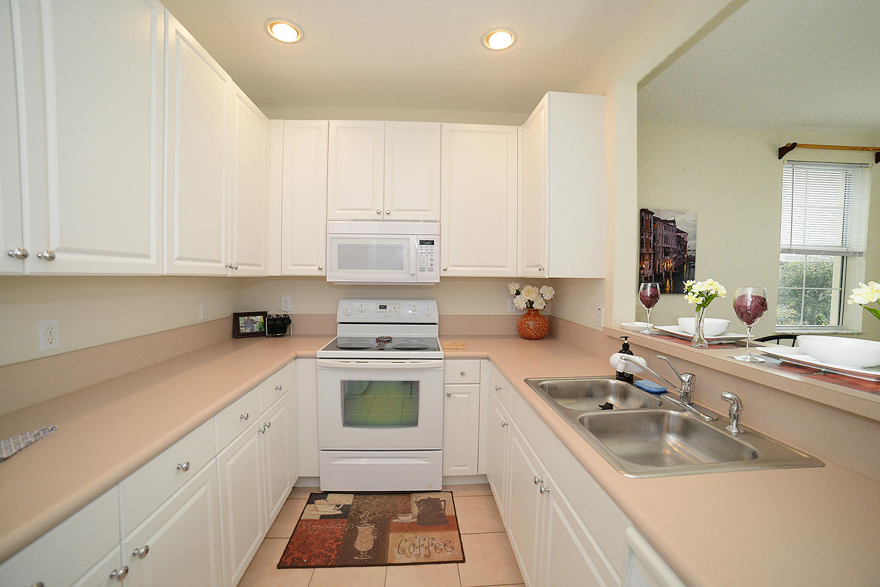 4286 West Main Street Jupiter, FL 33458 - Photo 8 of 30 Kitchen
