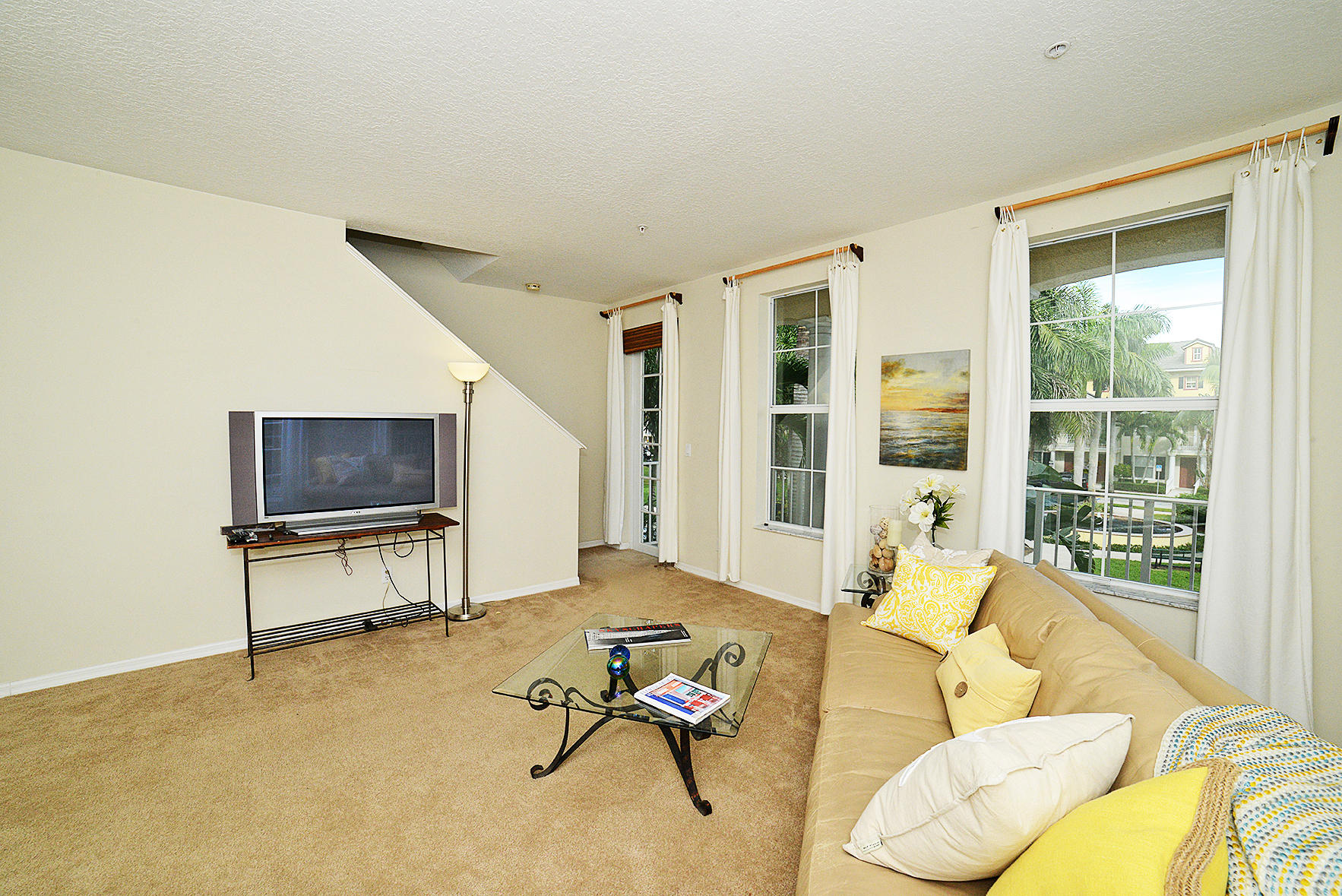 4286 West Main Street Jupiter, FL 33458 - Photo 9 of 30 Great Room
