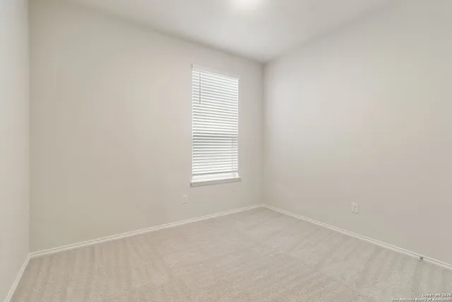 $1,750 | 10243 Band Wagon, Converse, TX 78109