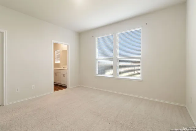 $1,750 | 10243 Band Wagon, Converse, TX 78109