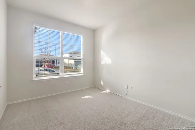 $1,750 | 10243 Band Wagon, Converse, TX 78109